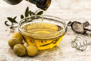 olive-oil-968657__340