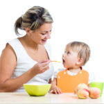 L’80% dei genitori dà ai bimbi porzioni esagerate di cibo